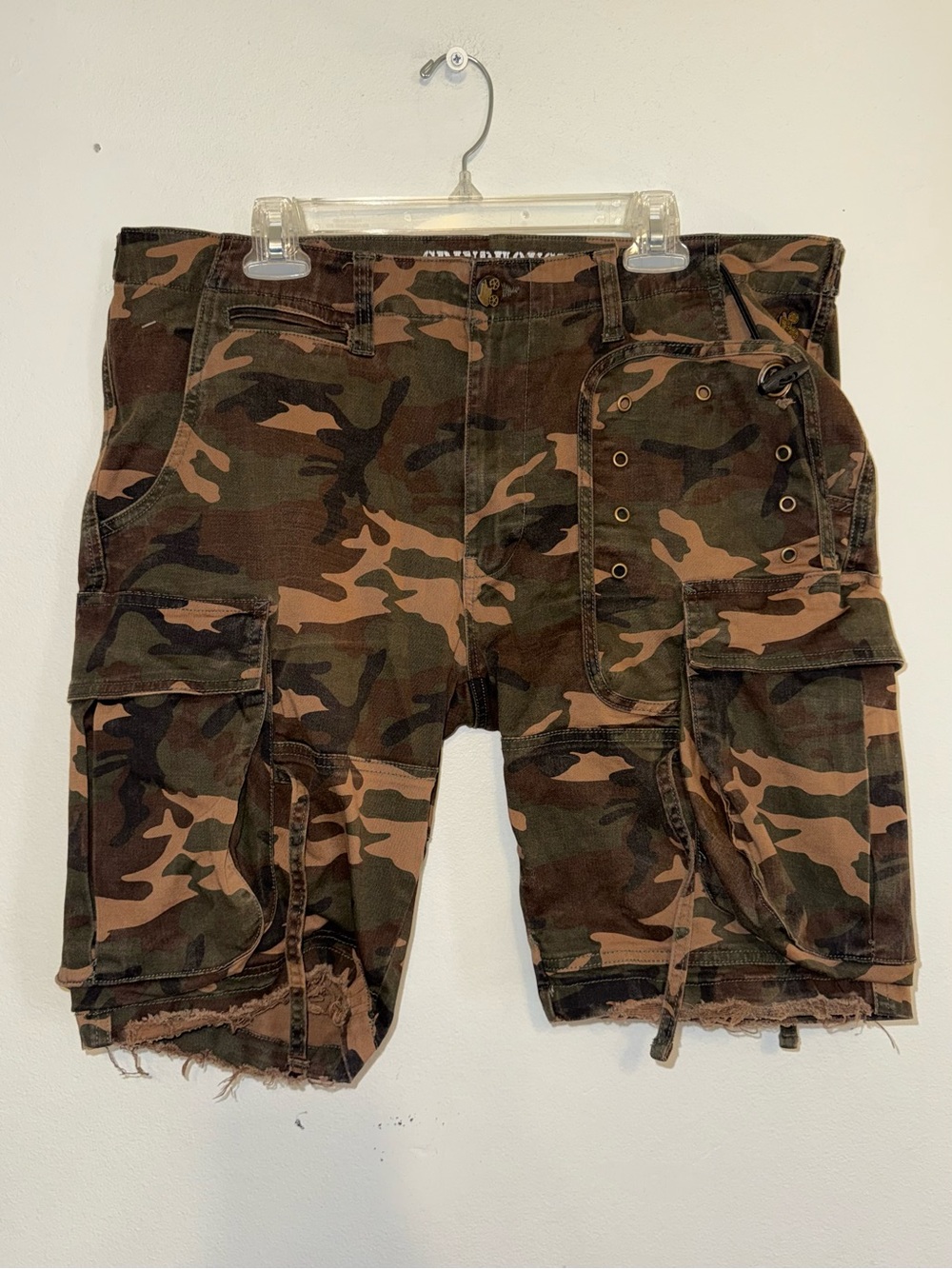 Grindhouse Cargo Shorts Sz 38 Green Camouflage Drawstring Raw Hem Streetwear